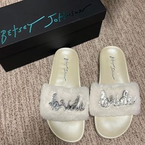 NEW Betsy Johnson Bride Fur Slides